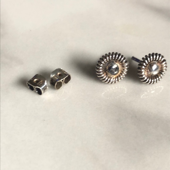 Spiral sterling silver vintage studs - Picture 1 of 4
